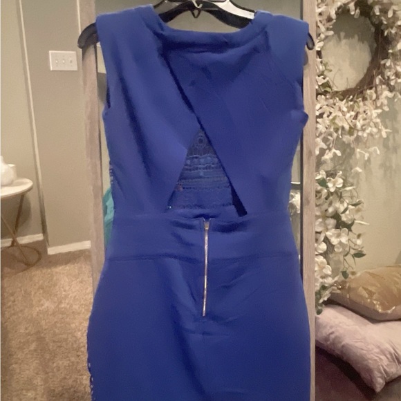 I’m selling my beautiful small size lulumari - Picture 3 of 4